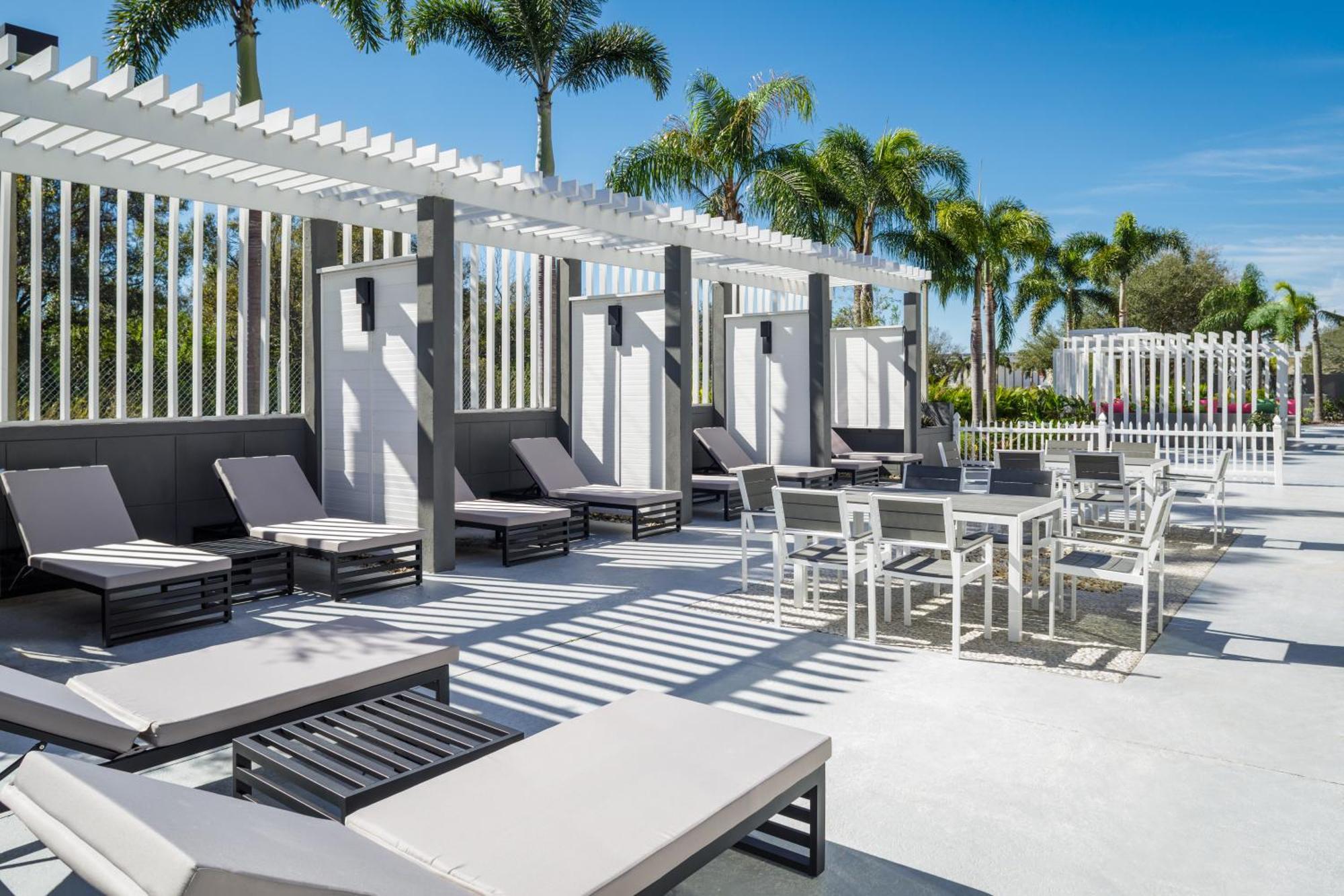 Hotel Doubletree By Hilton Sarasota Bradenton Airport South Bradenton Exterior foto